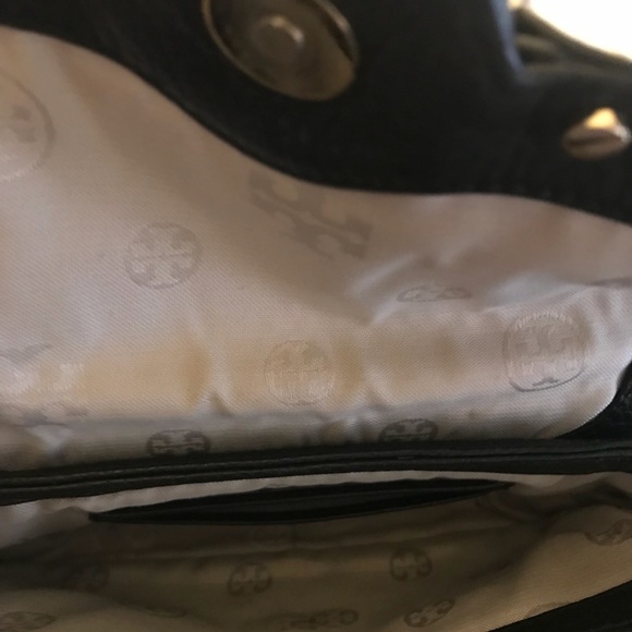 Tory Burch over the shoulder bag with gold chain - Picture 3 of 6